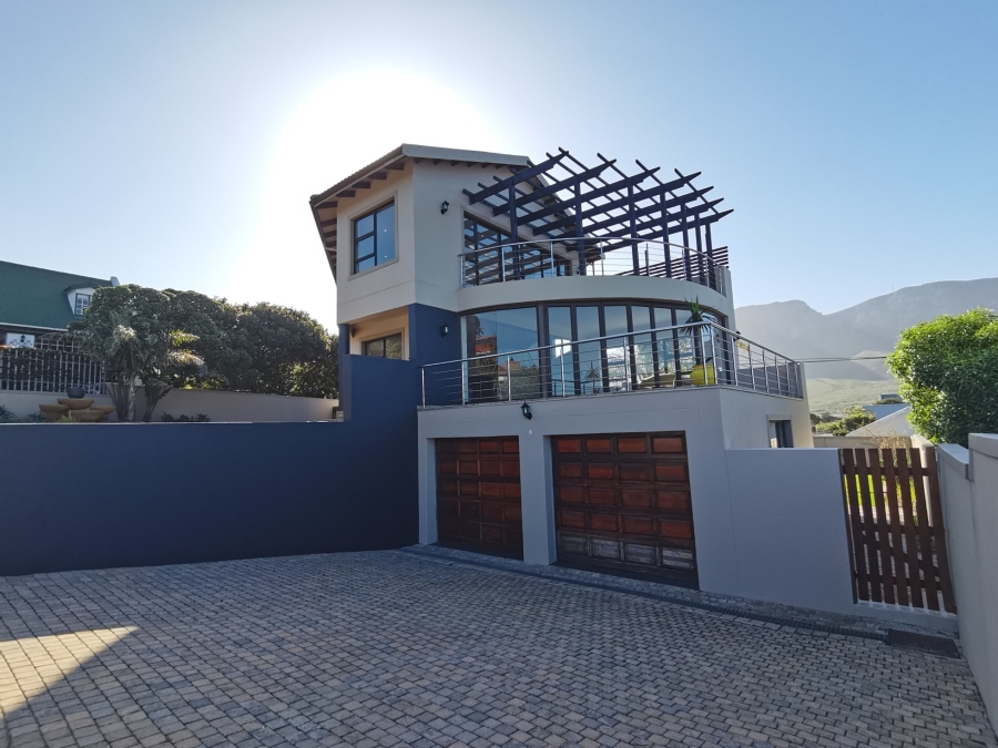 4 Bedroom Property for Sale in Vermont Western Cape